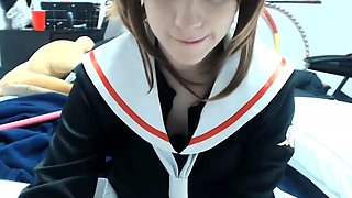 Amateur Webcam Teen Masturbates And Teases
