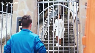 Stunning And Time Stopped Clip With May Thai And Sam Bourne