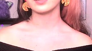 Amateur Webcam Teen Masturbates And Teases