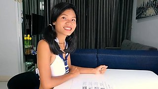 Thai Girl - Good Schoolgirl