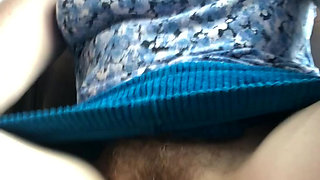 Fanning my fanny on the bus!