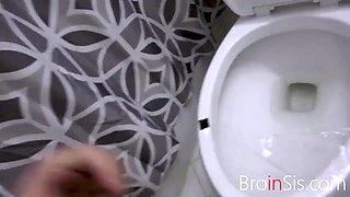 Stepsibling prank war- Daisy Lynne
