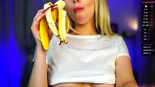 Blonde tight pussy babe solo toy fun in glamour masturbation