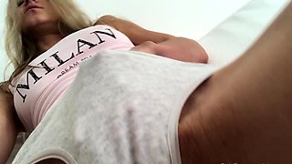 Amateur Webcam Big Boobs Blonde Teen Spit Games