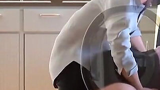 Apocalust - He Fucks His MILF Landlady Stuck in the Washing Machine and Give Her a Big Cumshot - Sexy Gameplay Moments