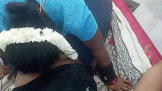 Desi Aunty Sharing Bed Neighbour for Hot Sex with Dirty Talking