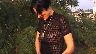 Amateur Babe From Germany Plays with Her Pussy It Outdoor Session