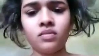 Srilanka Tamil Girl show her naked body for Her ex