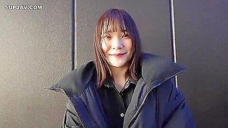 [first Time Shooting] [face Revealed] Full Of Smiles! A Cool Beauty Amateur With A Clean Look. Good Sensitivity, Rare Pink Beautiful Breasts. A Big Cock Insertion Turns Her Into A Maiden