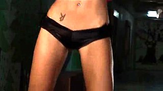 Amateur brunette in stockings luscious pussy fuck