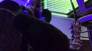 Amateur Foot Fetish Girlfriend Sucks and gives a Footjob