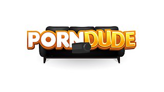 Savvy Suxx's Hardcore Workout - PornDudeCasting's Gym Glaze!