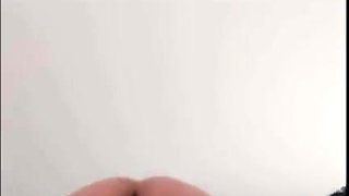 amateur lovebi flashing ass on live webcam