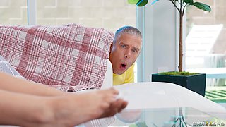 Gamer's Tits On Glass With Mick Blue, Roxie Sinner - Brazzers