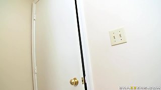 Stolen Orgasm With Johnny Sins, Holly Halston - Brazzers