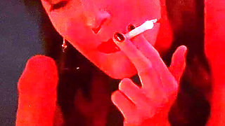 Xxl Dildo Sucked While Smoking