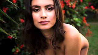Beautiful big tits teen passion posing