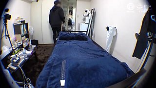 清楚な白肌美女が素人男性の手マンやクンニで感じまくりのハメ撮りエッチ
