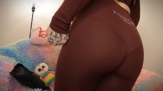 Yoga Pants Addict