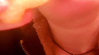 Kinky Girl Sucks Potatoes