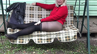 Sexy Tights on a Hot MILF