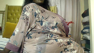 Fat Mommy Vibrator Play and Striptease