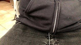 Amateur hottie fucked outdoor in public