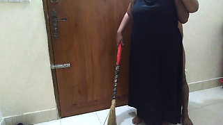 35 Year Old Indian Muslim Neighbor Stepaunty Fucked While Sweeping the House