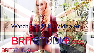 Sneaky model's smoke porn