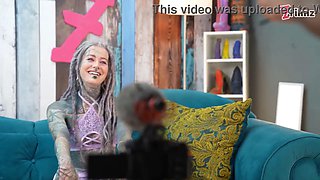 ALT PORNSTAR gets interview and passionately fucked