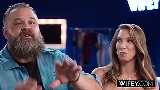 WIFEY Insatiable Hotwife LorReign Cant Stop Squirting In 6 BBC Gangbang While Hubby Films