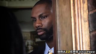 Brazzers - dirty massagist - Megan Salinas and Bill Bailey -