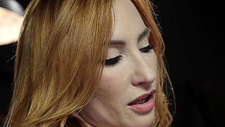 Femdom Redhead Sophia Locke Smothers Her Feet
