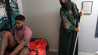 Busty Arab Hijabi Stepmom Fucked by BBC Stepson