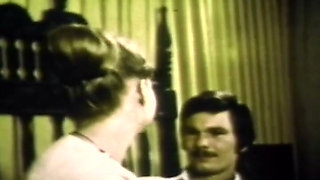 Green-tinted Cum Guzzlers Drain Studs in Retro 9-minute Orgy