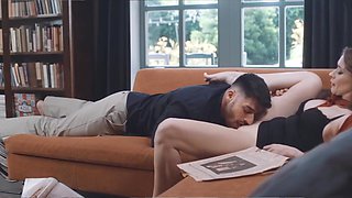 Sata Jones - Lazy Sunday - Brunette