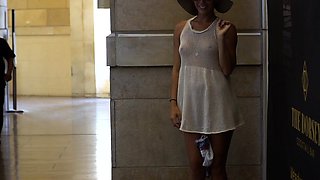 Amateur girls voyeur penetrating in public place