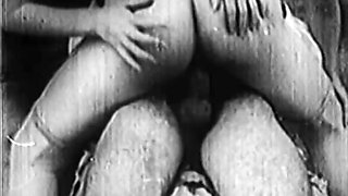 Amateur women fuck guy in amateur group sex porn