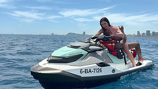 Squirting Hard On a Jet Ski - Luiza Marcato & Jesus Reyes