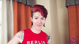 Natural Evie - tattoos video - Grooby Girls