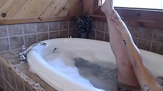 saradoesscience - Voyeur Joins in Bubble Bath Fuck
