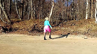 Sexy Outfit for Spring Walk.