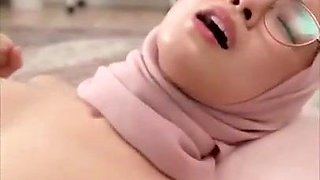 Ai Jilbab Sange Diapartemen Www.s.license/Lendirmanis