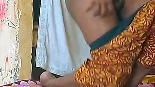 Hot Indian Girl Selling Oil - Full Nude Body Massage Turns Into Wild Sex