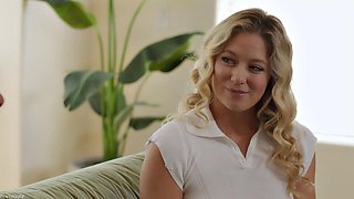 Blonde River Lynn Sucks Secretary