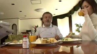 Bad idea bring girlriend to home to meet dad: Blowjob, Xnxx  Asian Porn