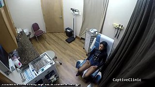 Minnie Rose Fucks Doctor Tampa - Petite Teen Creampie & Blowjob in Medical Parody