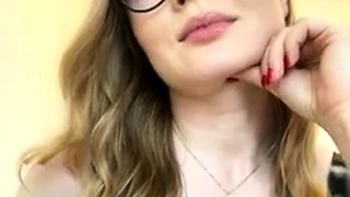 Flashing amateur babe Fae Corbin public masturbate