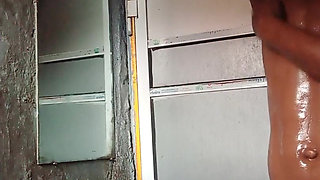 Strafhard2k shows how he shave his dick hairs