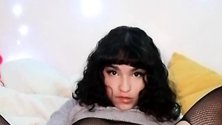 Amateur sexy teen brunette posing